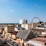 Apartment Le St-exupery - De Standing - Vue - Terrasse - Parking Prive - A 150 M De La Berck